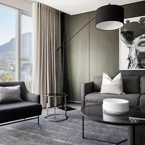 The Capital 15 On Orange & 5* Ciudad del Cabo