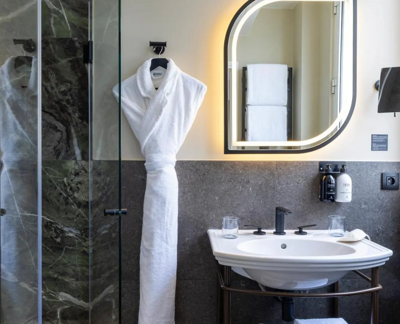 Hotel L'Ormaie & Spa 파리